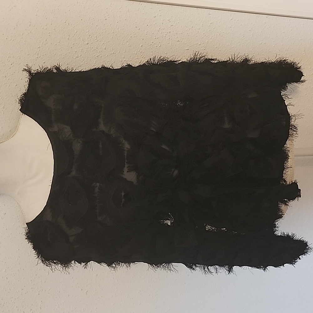 LONG SLEEVE SHEER TEXTURED TOP